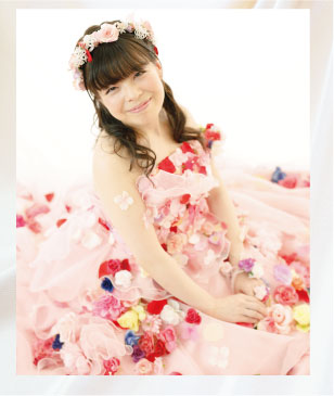 ピンクのお花ドレス（フラワードレス）で結婚写真（フォトプラン写真）