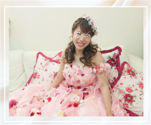 ピンクのお花のドレスで結婚写真＆フォトプラン